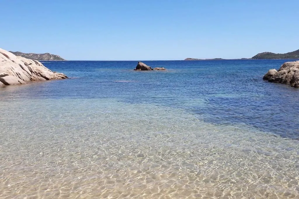 Acquazzurra A Punta Molara Villa San Teodoro